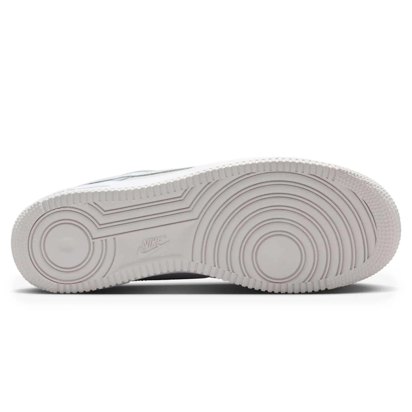 Nike Air Force 1 Low '07 LV8 Wolf Grey Patent