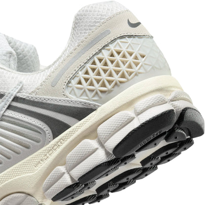 Nike Air Zoom Vomero 5 Platinum Tint